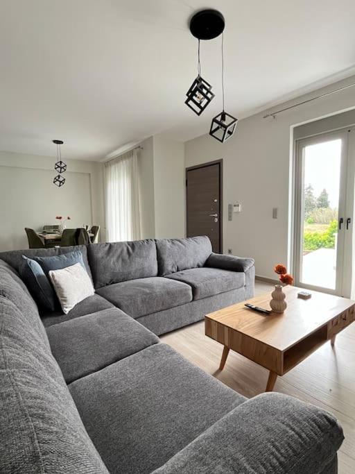 Villa Maria Eirini Lechaio Zewnętrze zdjęcie