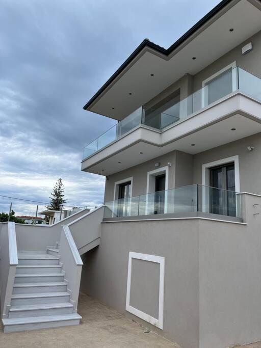 Villa Maria Eirini Lechaio Zewnętrze zdjęcie